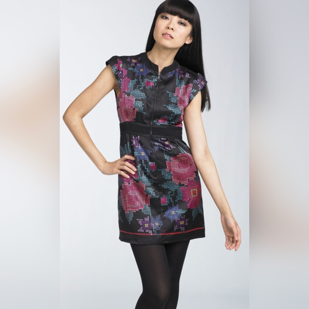 Nanette Lepore Pixelated Floral Cross Stitch Pattern Zip Up Sheath Dress Silk